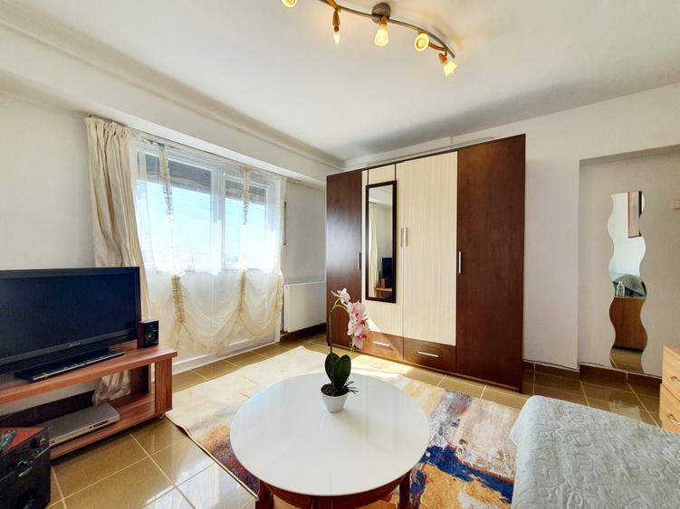 Apartament cu 2 camere decomandat în Unirii