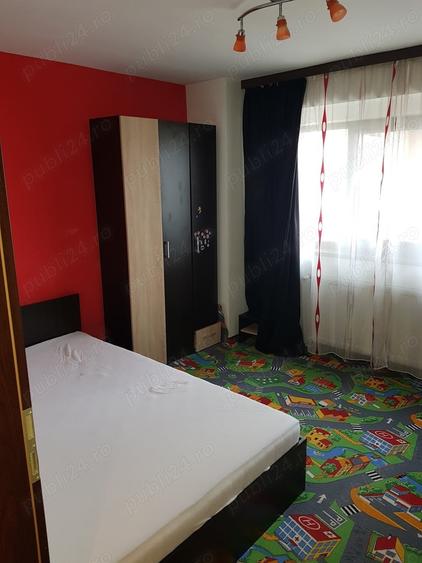 Apartament cu 3 camere decomandat în Dacia