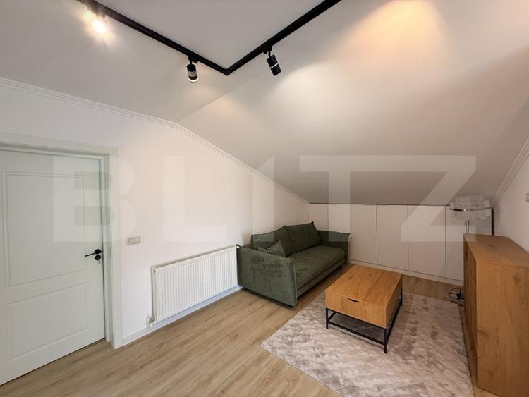 Duplex cu 3 camere cu Canalizare în Romanești