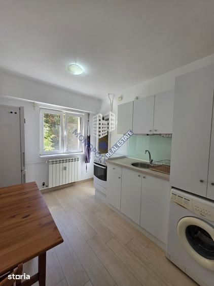 Apartament cu 3 camere decomandat în Iancului
