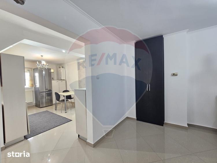 Apartament cu 3 camere în Central