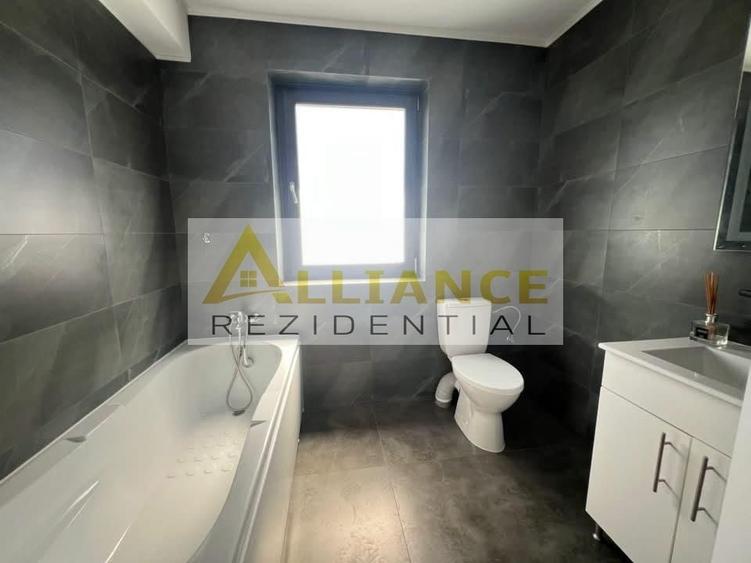 Casă individuală cu 4 camere cu Canalizare în Berceni