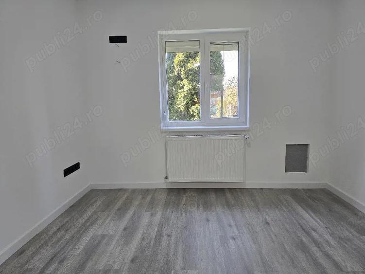 Apartament cu 3 camere decomandat în Aurel Vlaicu