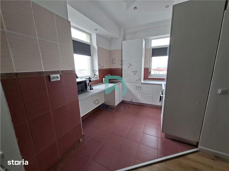 Apartament cu 2 camere decomandat în Centrul Civic