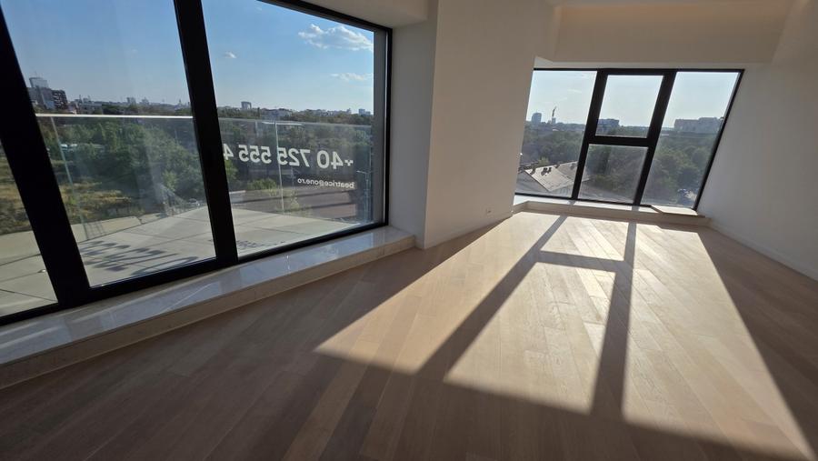 3 camere The ONE - 7