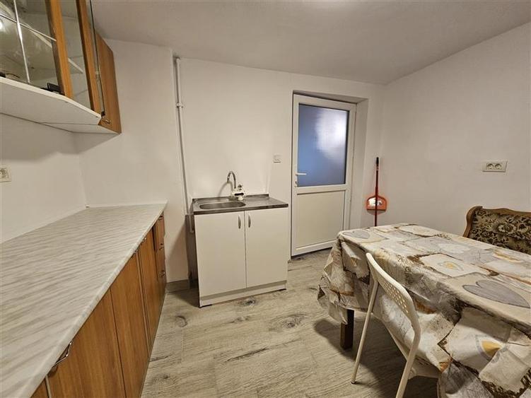 Spatiu birouri zona 13 Decembrie - 22