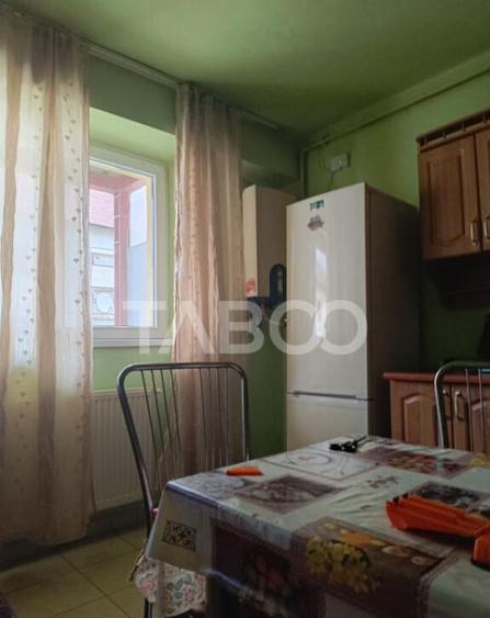 Garsoniera cat un apartament! 51 mp utili balcon 6 mp etaj 3 - 8