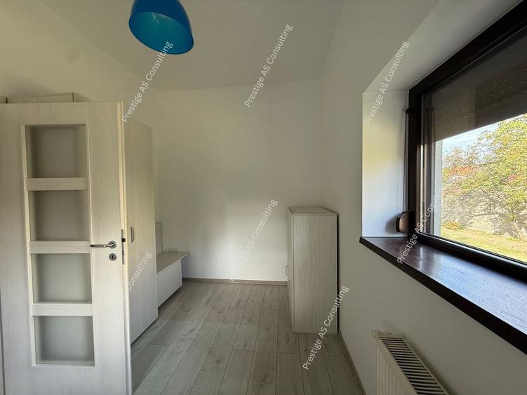 Spațiu comercial, de 120 mp, în Girocului