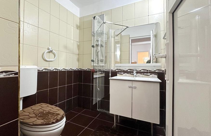 Acces Facil Suprafata Generoasa - 5