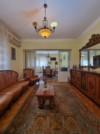 Dacia - 3 Camere - Garaj - Curte - 9