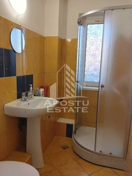 Apartament 2 camere la casa, curte comuna, in Dumbravita - 8