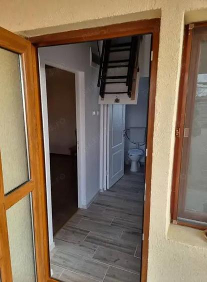 A 38 Proprietarul vinde 2 case cu 510 mp teren in ?erbane?ti Bacau - 16