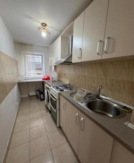 Garsoniera, parter ,Radauti - 3