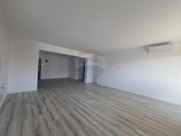 Apartament cu 2 camere de v&acirc;nzare &icirc;n bloc nou zona Mioritei - 16