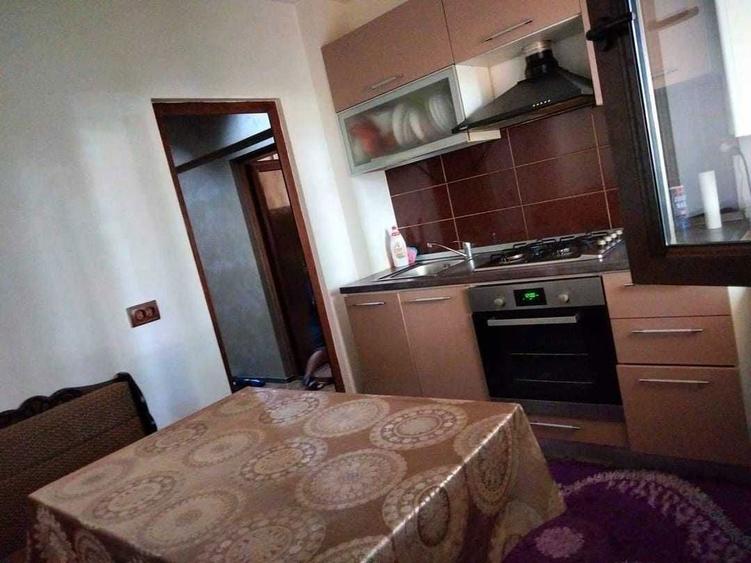 Inchiriez apartament modern Piata Mare - 3