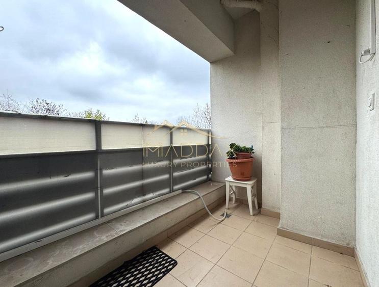 Apartament cu 3 camere decomandat, mobilat în Băneasa