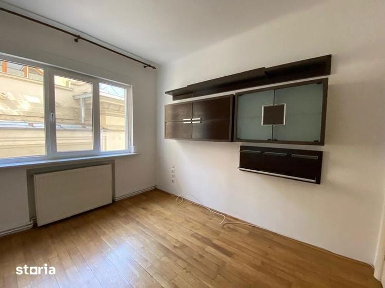 Apartament 3 camere si doua boxe Mantuleasa - 8