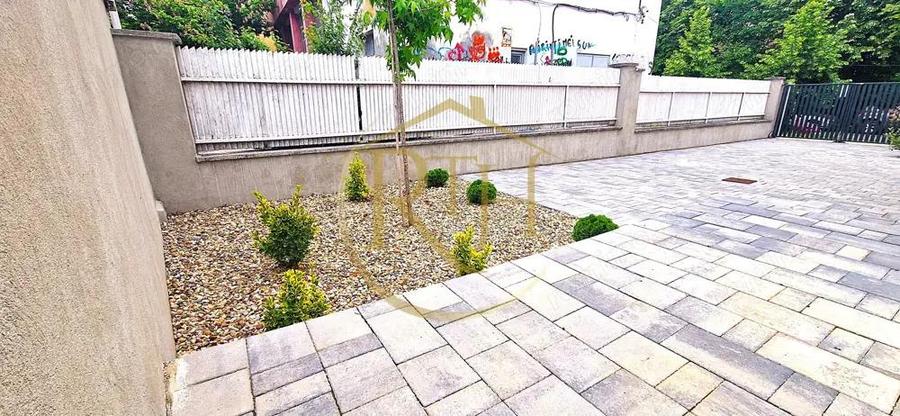 Apartament SAD de inchiriat intr-un triplex locuin?a sau diverse activita?i - 1