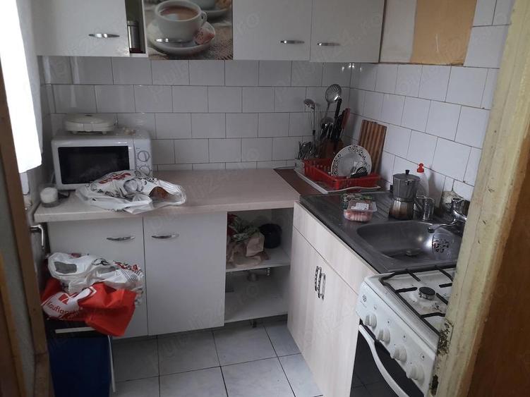 Vand urgent!!! Ap 2 cam Vlaicu Str. Saturn et. 3 - 5