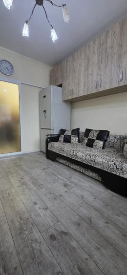 Vând garsoniera  - 2