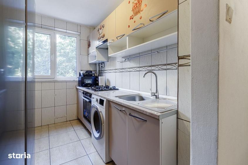Apartament cu 3 camere în Drumul Taberei