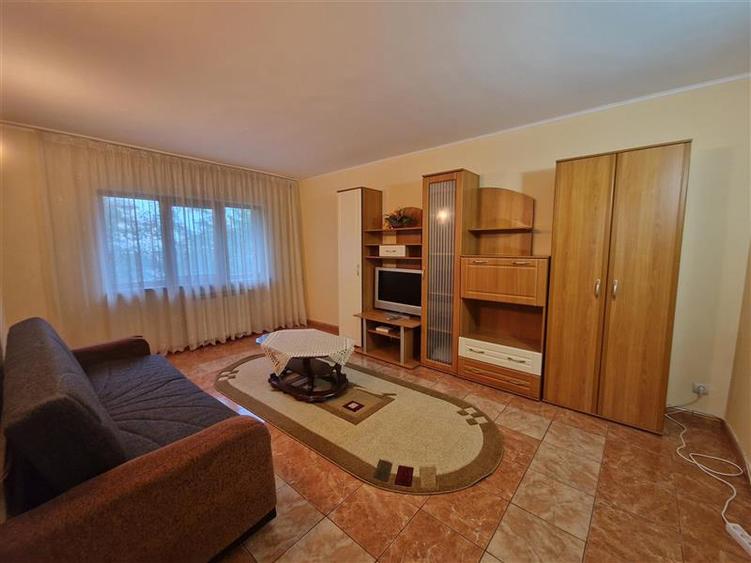 Apartament 2 camere decomandat de închiriat - 1