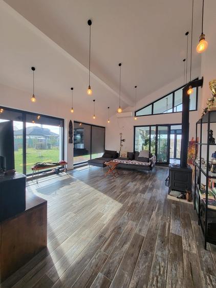 Casa Copenhaga 4 cam parter, panouri, garaj, 1000mp teren, zona Paradisul Verde - 1