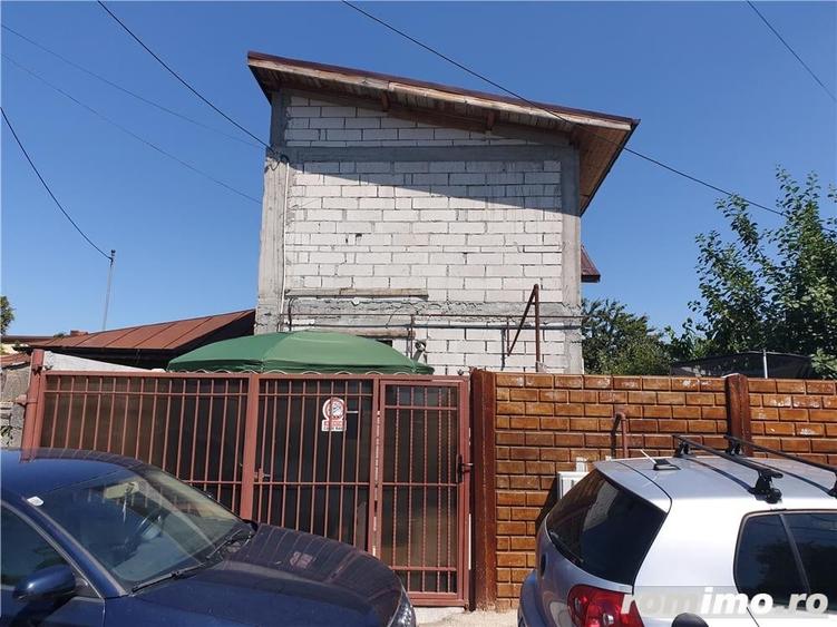Casă cu 3 camere cu Teren 270 Mp în Andronache