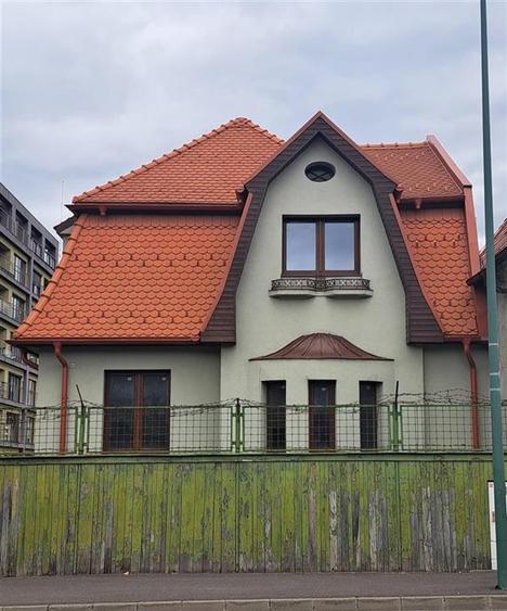 Vila splendida interbelica in inima Brasovului - 1