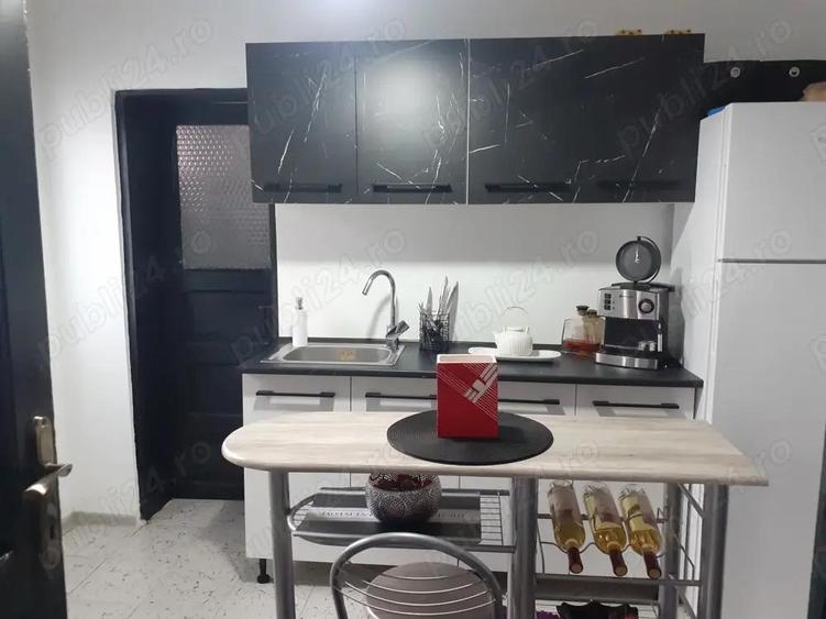 Vanzare Casa caramida, suprafata este de 200.mp., mobilata si utilata str. Grivitei - Pictor T Aman - 11