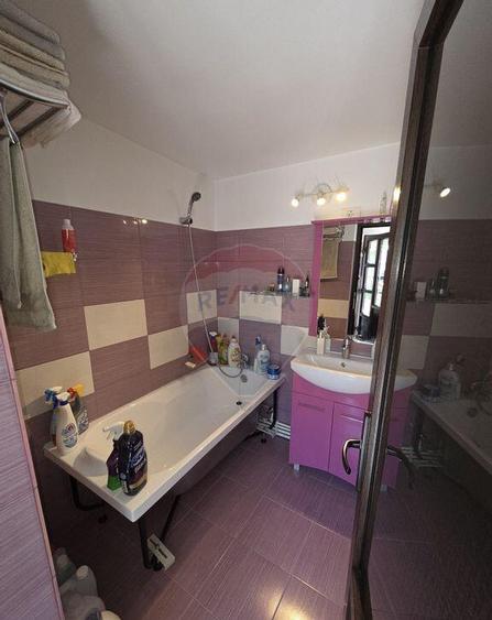 Locuin?a istorica, Comision 0% - 16