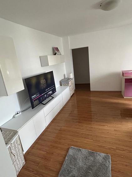 Vand apartament in Micro 16 - 4