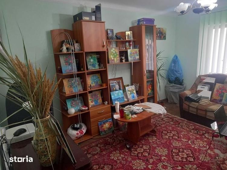 VAND CASA in Poiana Campina,Pietrisu