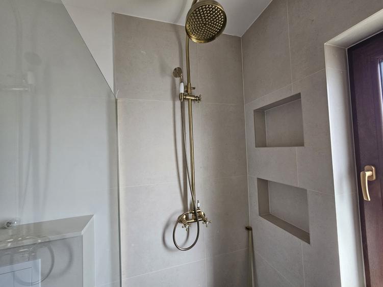 Case individuale noi, P+E, în Moșnița Nouă, locații excelente, comision 0% - 9