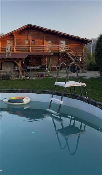 FILM! Resedinte montane,mobilate,echipate, jacuzzi,piscina,pretios areal,Sambata - 4