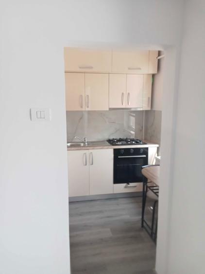 Garsoniera de inchiriat - 5