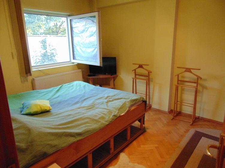 FARA COMISIOANE casa mobilata utilata cu 4 camere + birou P+M 2 BECIURI - 43