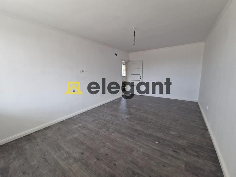 Casa la cheie, parter si etaj, 216 mp, teren 433 mp, Valea Fetii - 11