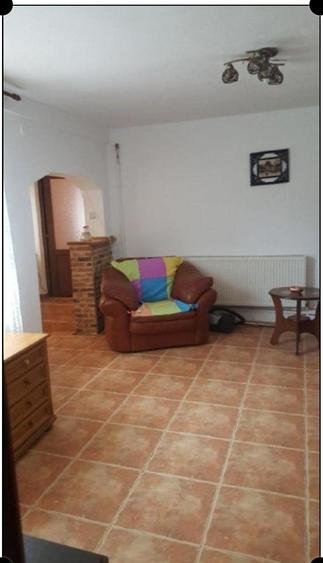 Casa de vânzare - Constanta - 6 CAMERE-147 mp. totali ( fără curtea interioară) - 4