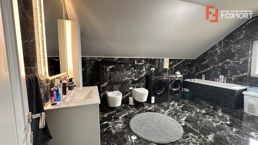 Casa individuala 8 camere, 400 mp, in Mosnita Noua vatra satului - 22