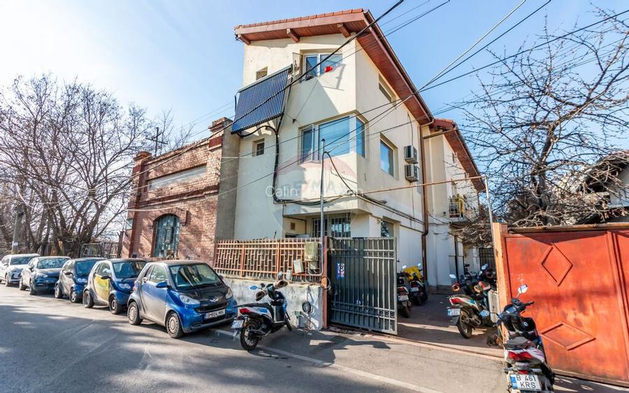 Vanzare Bucur Obor | Casa P+1+M | 10+ Camere | Camin Munc... Vanzare Bucur Obor | Casa P+1+M | 10+ Camere | Camin Munc...