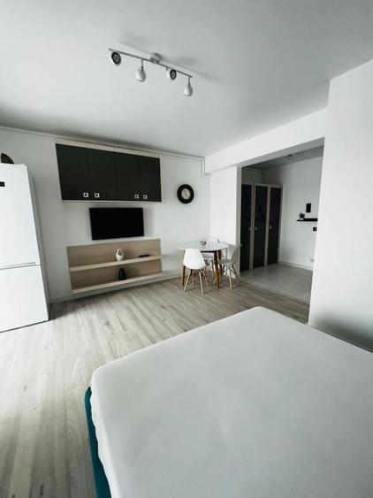 Garsoniera in bloc nou, in Ploiesti, zona Albert - 11