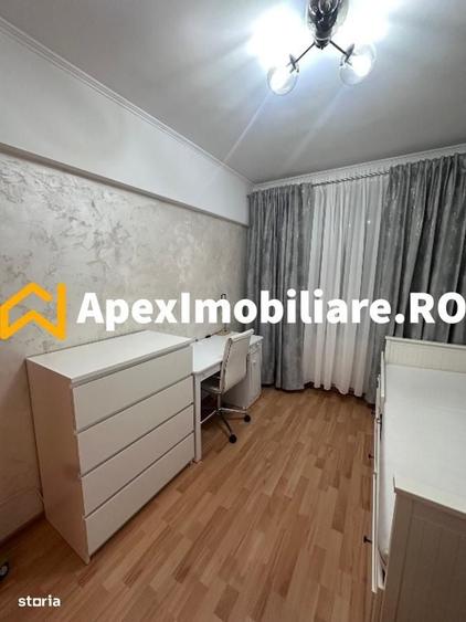 Apartament cu 3 camere decomandat în Giurgiului