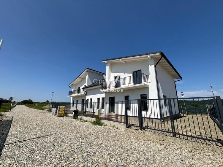 Viața la casă, liniște și munți la orizont - Duplexuri noi în Mohu