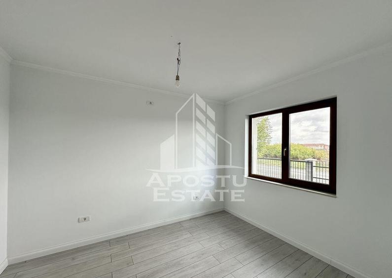 Jumatate de duplex despartit prin camera tehnica, Dumbravita - 18