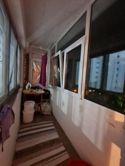 Vanzare apartament 3 camere dec, in Galati, Micro 38, centrala termica - 5