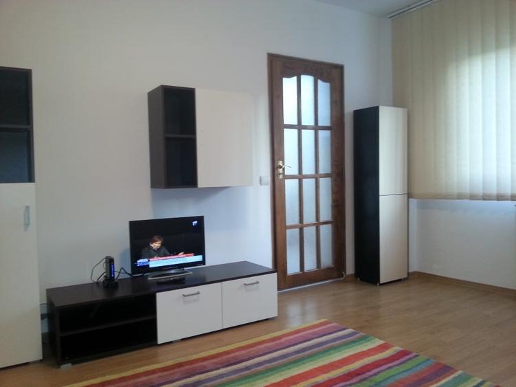 Particular inchiriez Garsoniera Drumul Taberei - Vladeasa - 4