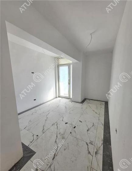 Apartament cu 3 camere si balcon in zona Calea Surii Mici din Sibiu - 4