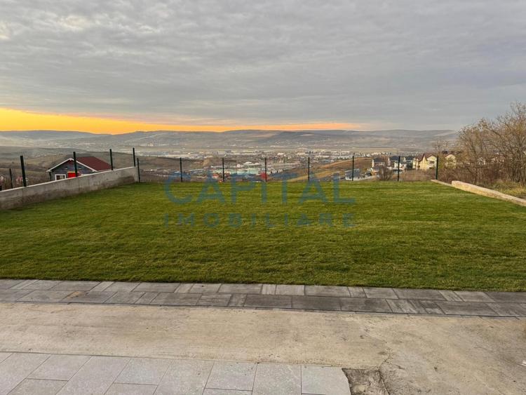 Casa superba la cheie, panouri fotovoltaice, central Dezmir - 12