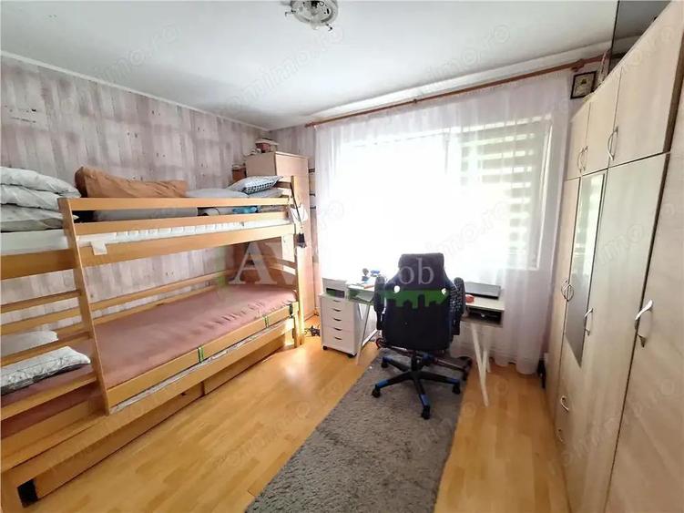 Apartament 2 camere decomandat, zona Narcisa
